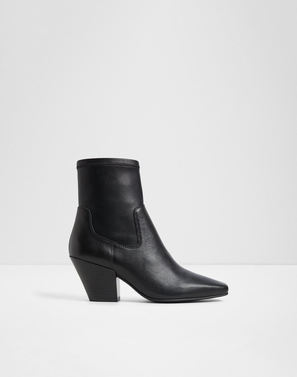 ADWAODITH  LEA SMOOTH