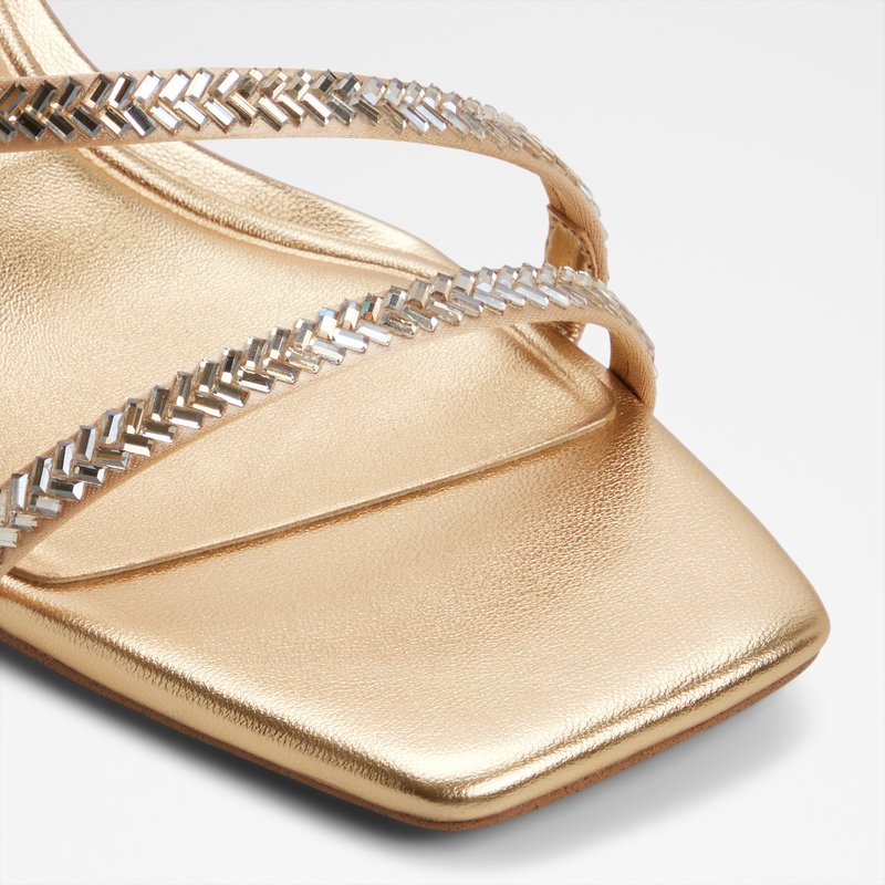 Aldo natikače na srednje visoku petu AVELINNE TEX SATIN - zlatna 6