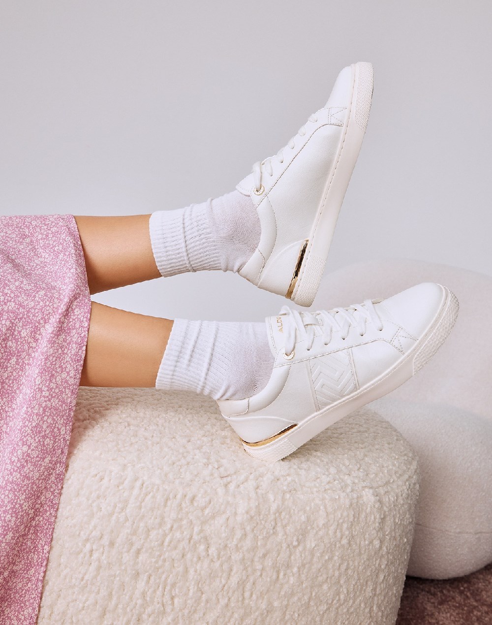 DAOSSI  SYN EMBOSSED