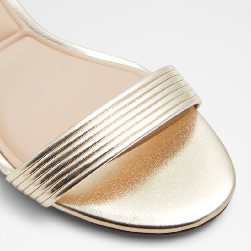 Aldo sandale na srednje visoku petu EMELDA SYN METALLIC - zlatna 4