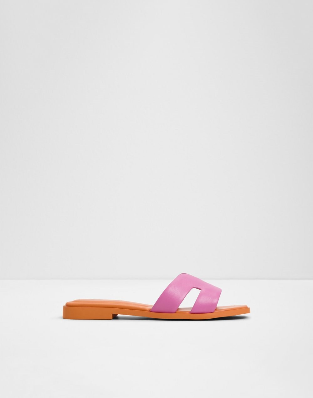 ITSANDAL  LEA SMOOTH