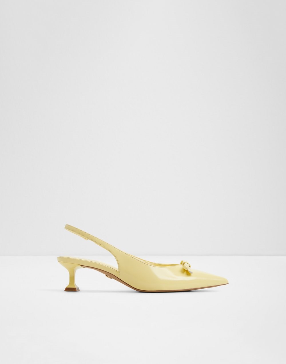 LUXURIANT  LEA SHINY