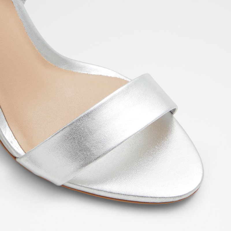 Aldo sandale na srednje visoku petu PEMELA LEA METALLIC - srebrna 5