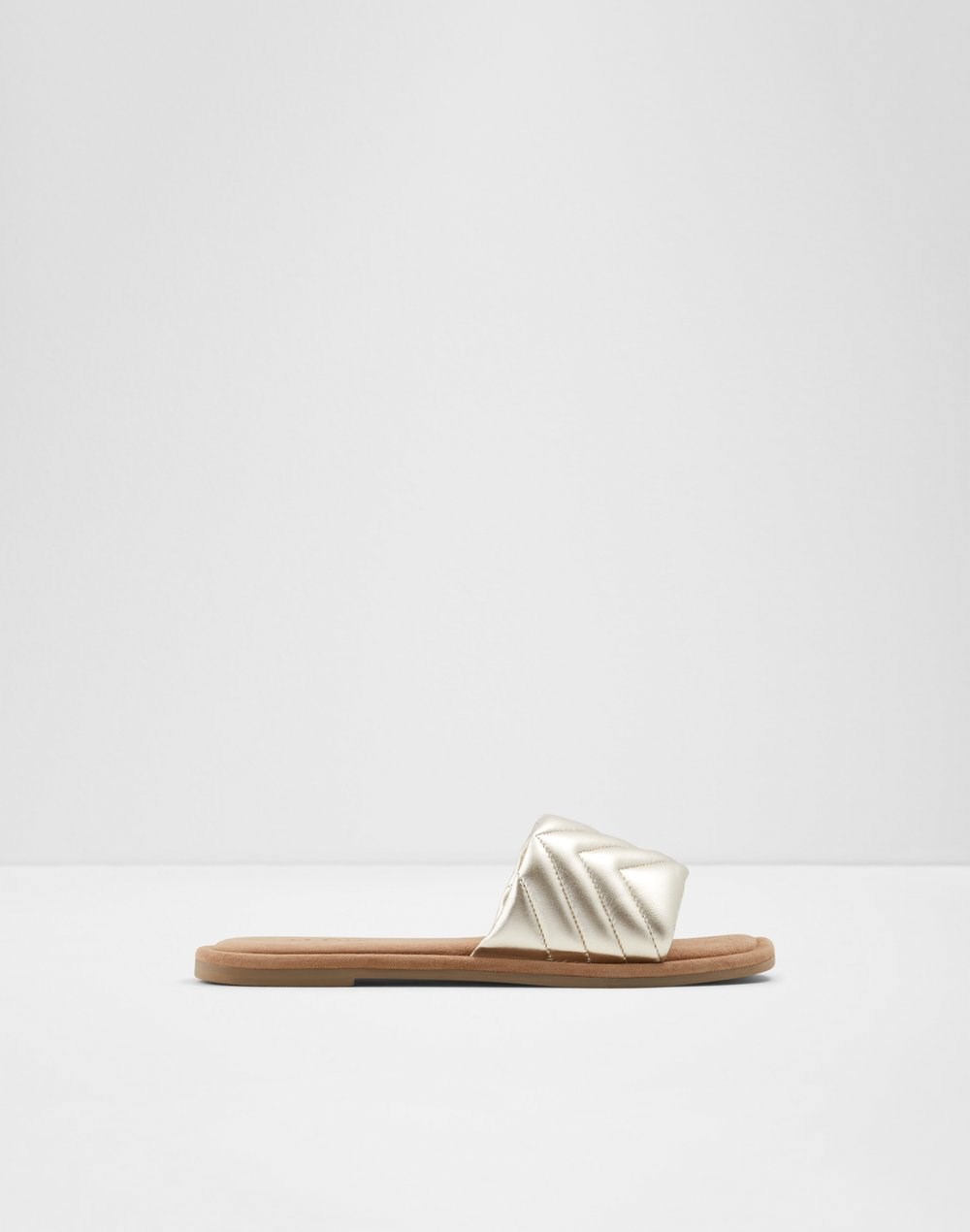 PILINIAA  LEA SMOOTH