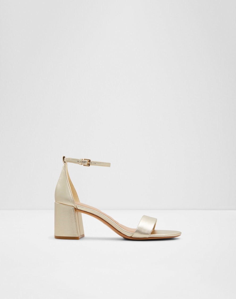 PRISTINE  LEA METALLIC