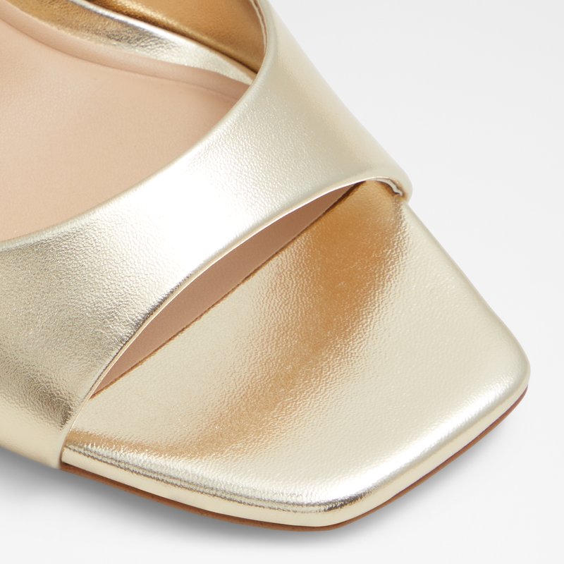 Aldo sandale na visoku petu SAKE SYN METALLIC - zlatna 4