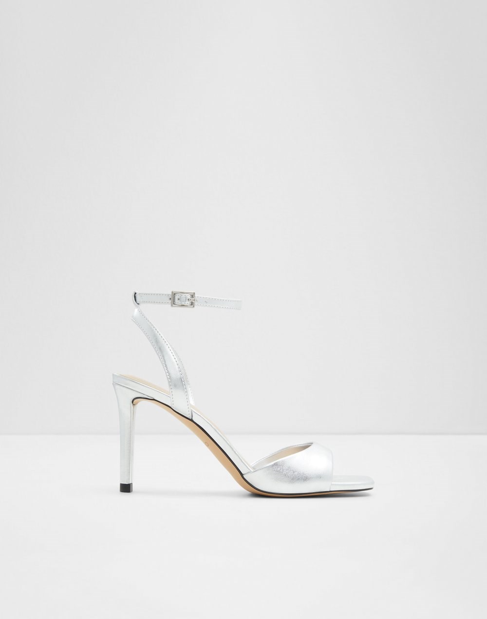 Aldo sandale na visoku petu SAKE SYN METALLIC - srebrna