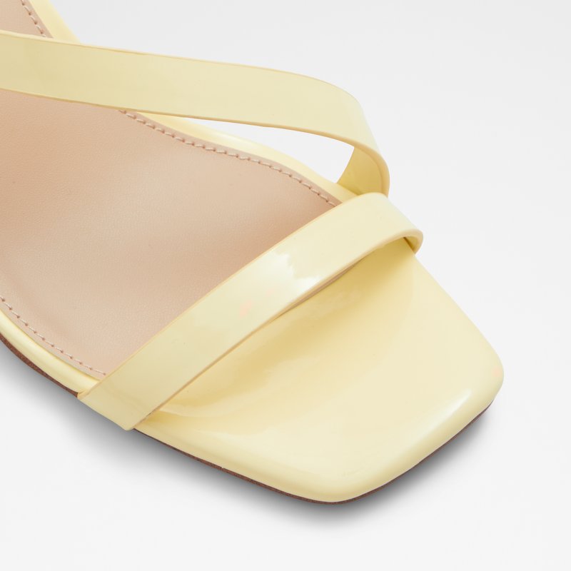 Aldo sandale na srednje visoku petu SHENNA SYN PATENT - žuta